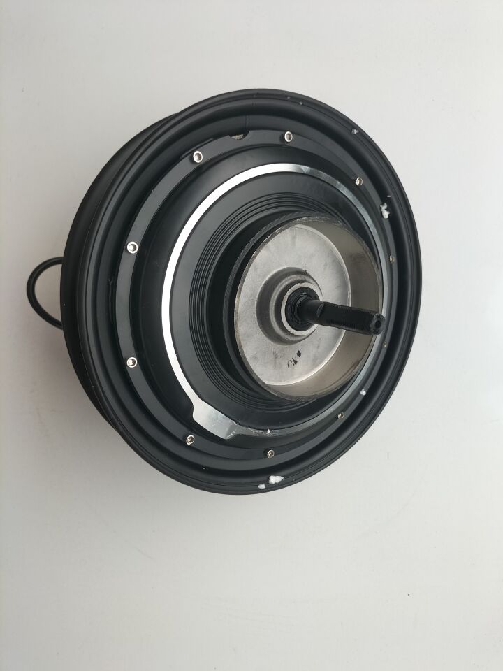 ARKA MOTOR 48V/350W 14X2.50